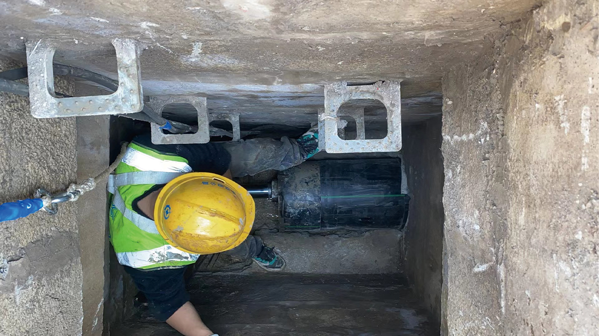 芙蓉HDPE短管内衬法